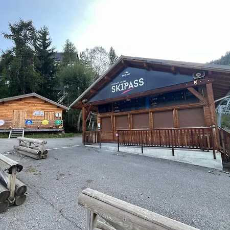 Terrasse Sud Vue Montagnes Pra Loup 1500 아파트 *